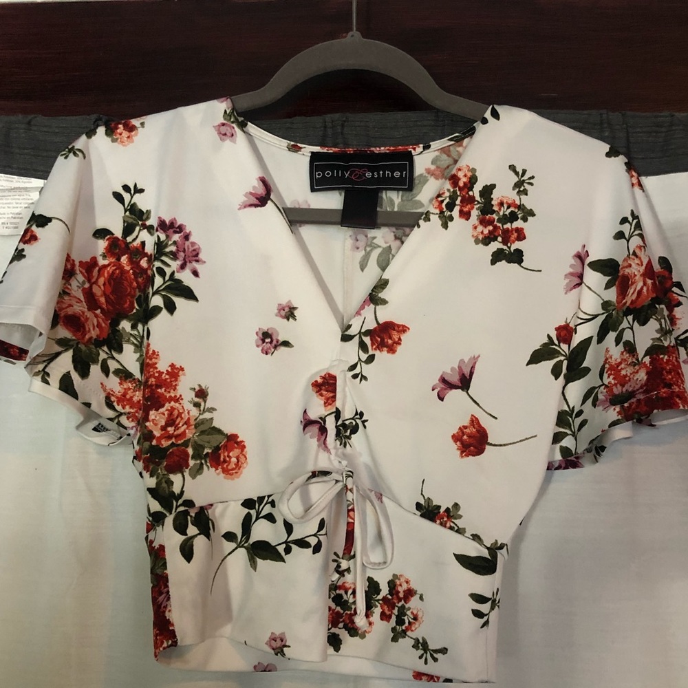 🛍4for$20🛍 Floral print Crop Top